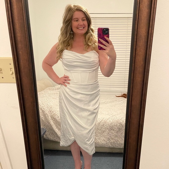 Meet your Posher, Megan - Picture 8 of 10